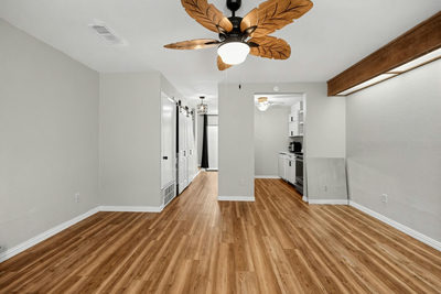 1221 W Hopkins St #3 — photo 2