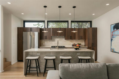 1002 W Johanna St #1 — photo 2