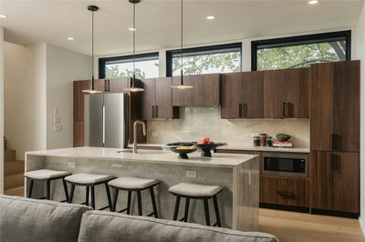 1002 W Johanna St #1 — photo 4