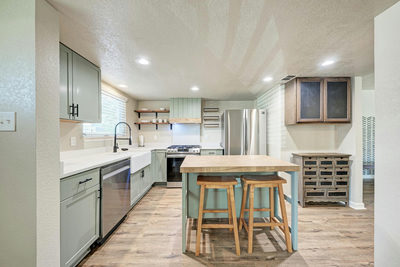 4708 Adelphi Ln — photo 2