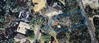 44 Harbor Dr — photo 3
