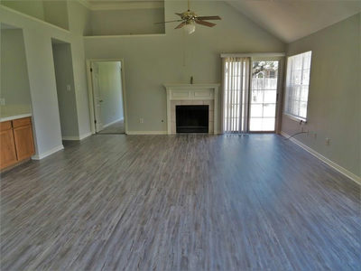 16908 Sabertooth Dr — photo 2