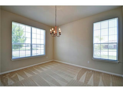 101 Gainer DR — photo 4