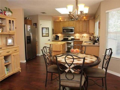 4114 Moss Hollow DR — photo 3