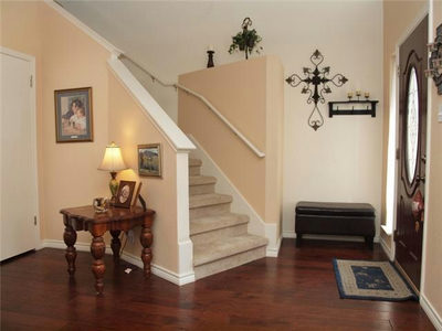 4114 Moss Hollow DR — photo 2