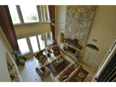 107 Kollmeyer CIR — photo 5