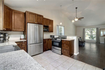 1107 Brookside Cv — photo 4