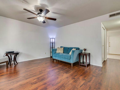6910 Hart Ln #904 — photo 3
