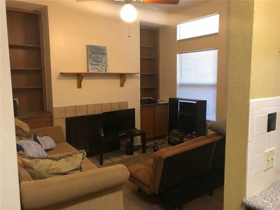 2802 Nueces St #202 — photo 2