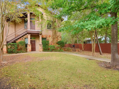 2216 Thornton Rd #121 — photo 2
