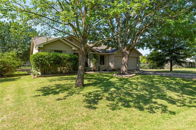 1423 Crete Ln — photo 4