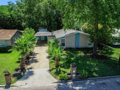 8901 Glenn Ln — photo 3