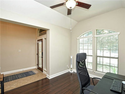 720 Wiltshire Dr — photo 5