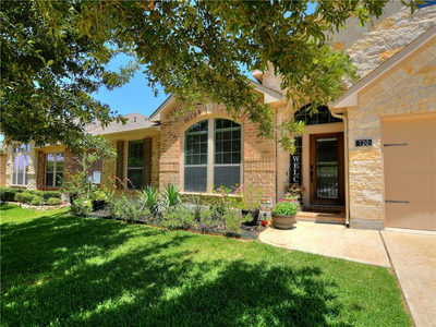 720 Wiltshire Dr — photo 2