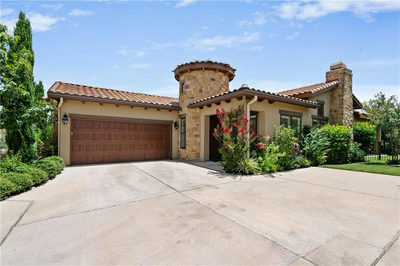 211 Delfino Cir #48 — photo 4