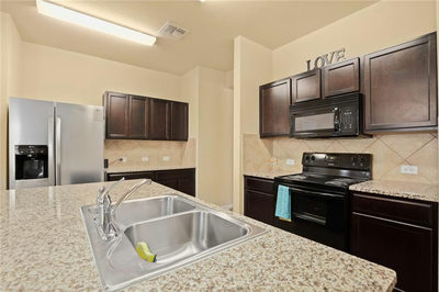 12106 Stoneridge Gap Ln — photo 5