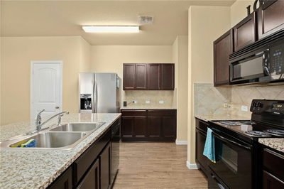 12106 Stoneridge Gap Ln — photo 4
