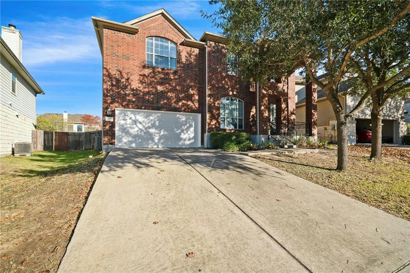 3809 Links Ln — exterior