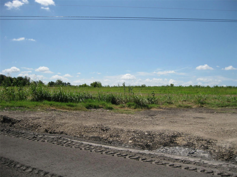 00 County Road 133 — exterior