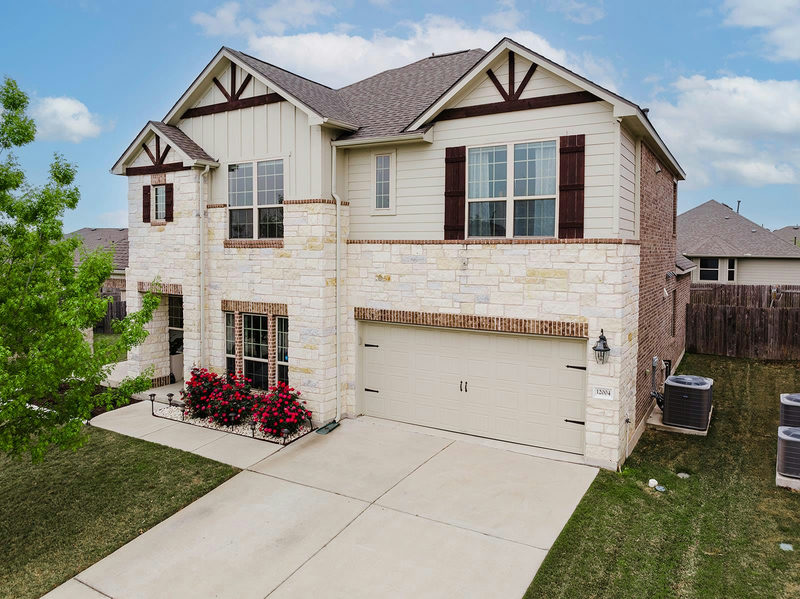 12004 Manarola Dr — exterior