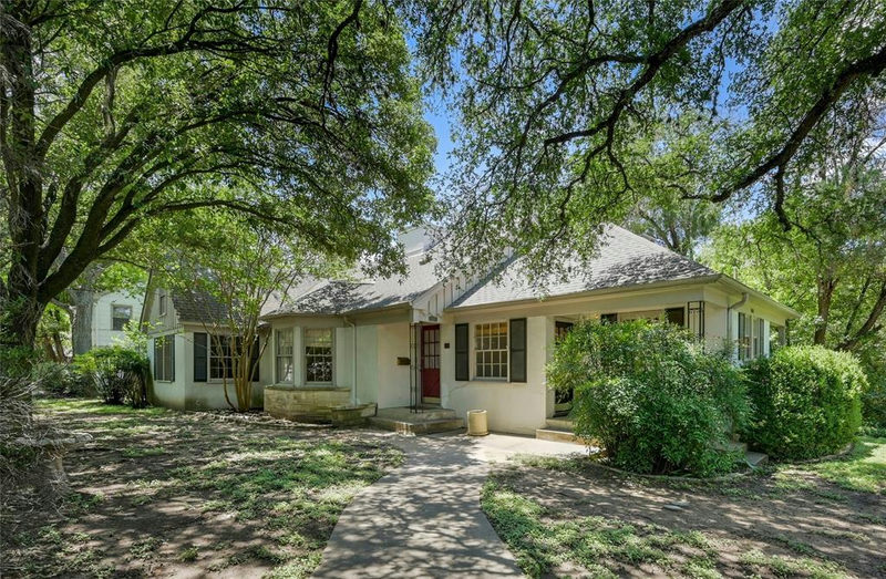 1701 Mohle Dr — exterior