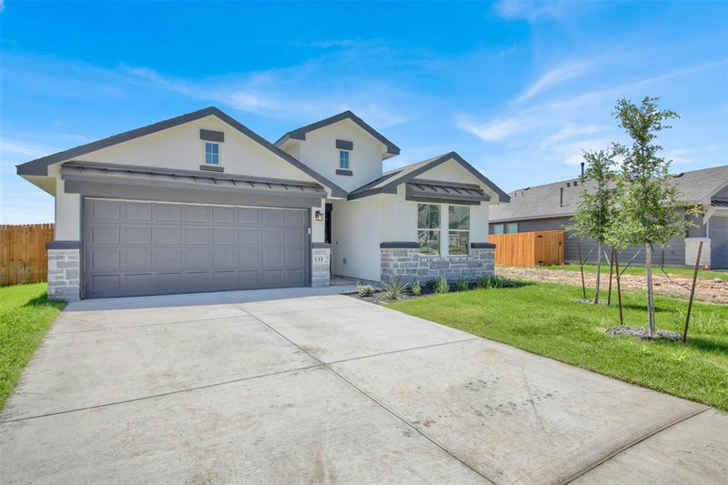 133 Woods Edge Ln — exterior