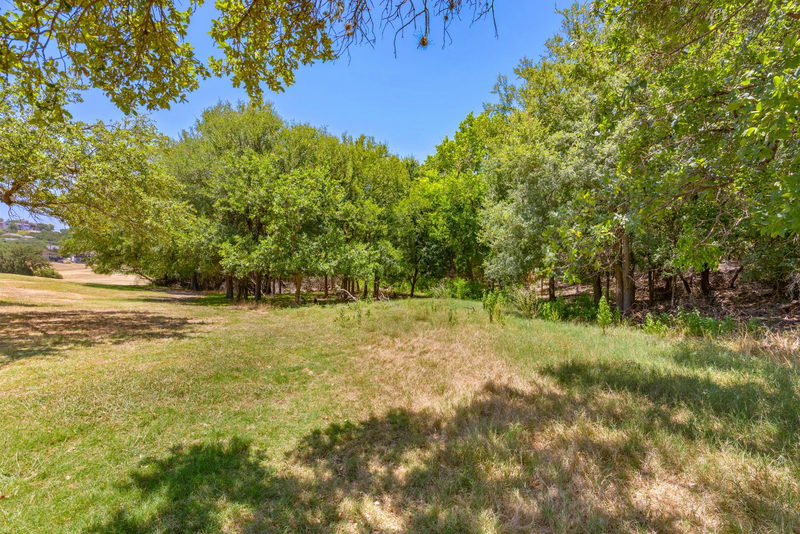 21465 Lakefront Dr