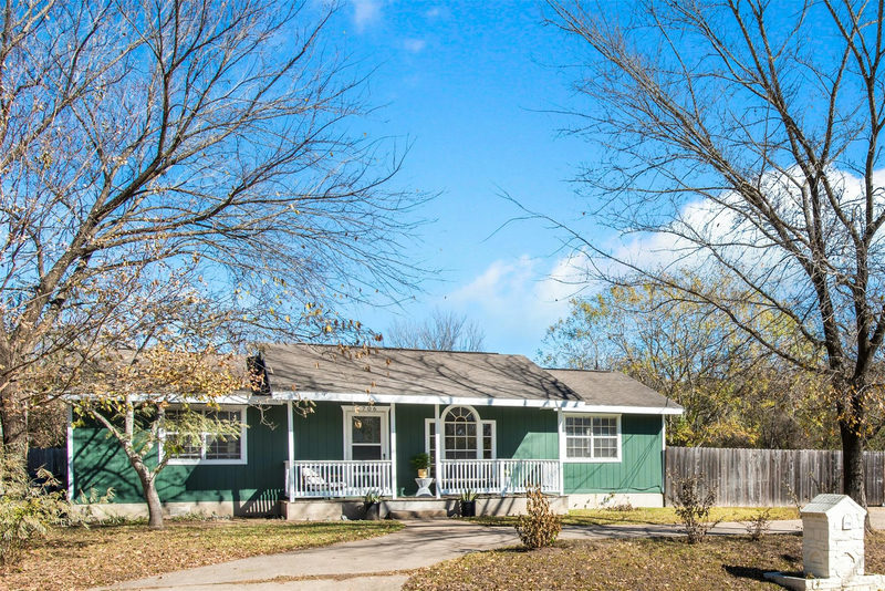 5706 Tura Ln — exterior
