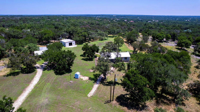 801 Billie Brooks Ln — exterior