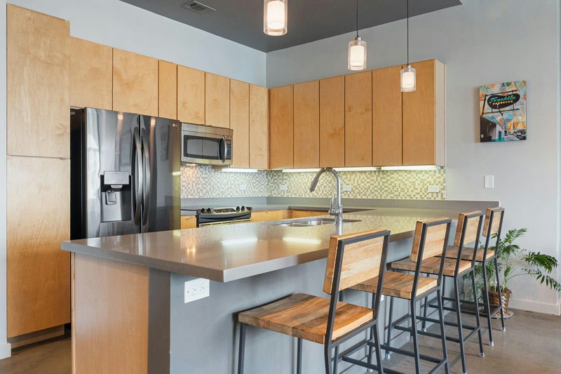 507 Sabine St #605 — exterior