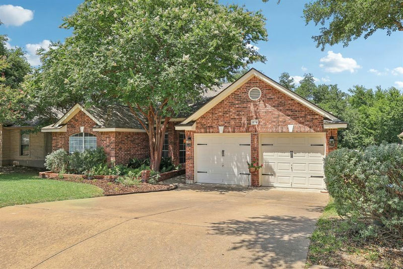 1834 Red Rock Dr — exterior