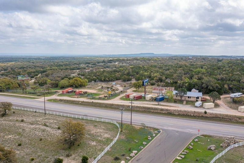 12102 Us Highway 281 None N — exterior