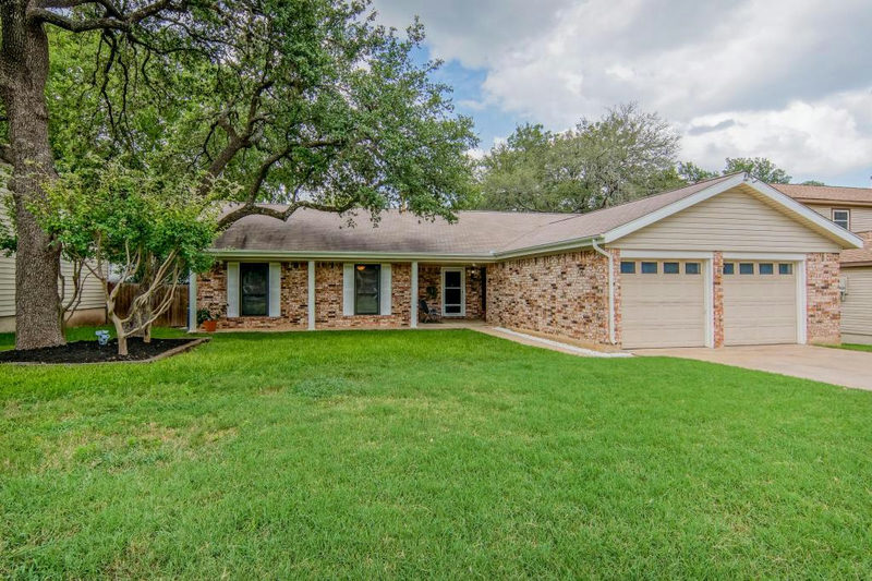 2604 Inridge Dr — exterior