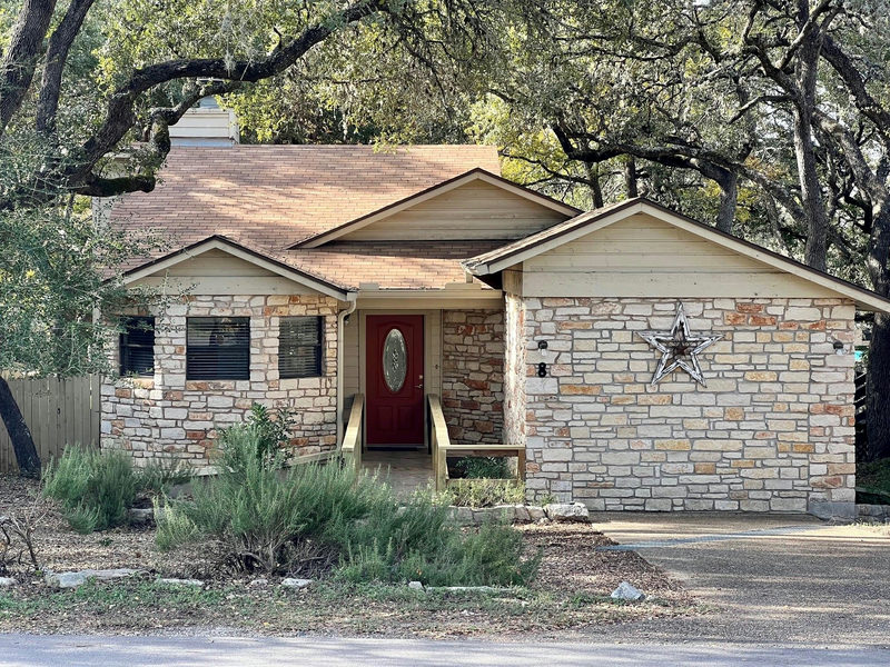 8 Stonehouse Cir