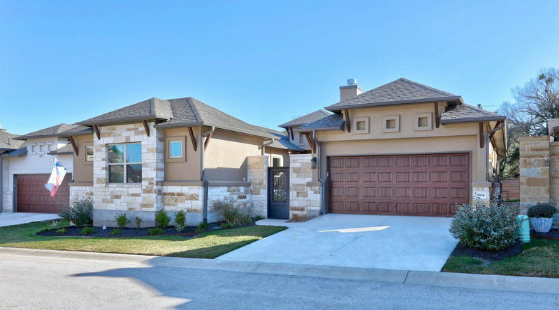 604 Bottlebrush Dr