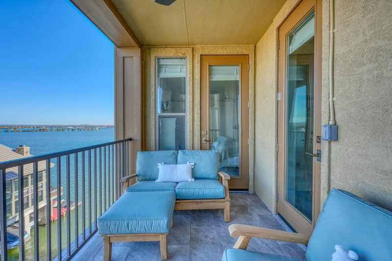 1001 The Cape Rd #46 — exterior