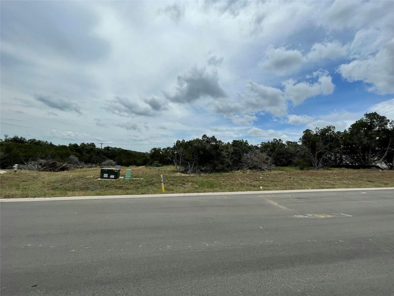 6513 Madrone Tree Ln — exterior