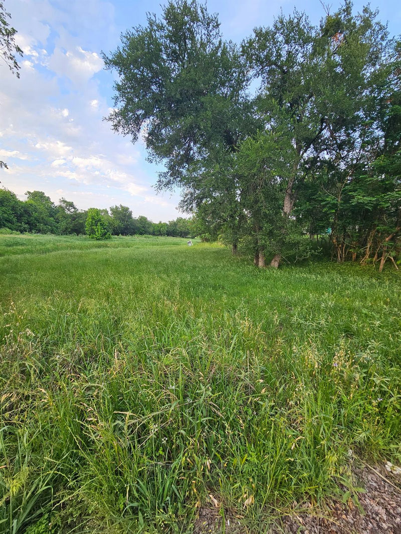 Lot 16 & 17 Ave K Ave — exterior