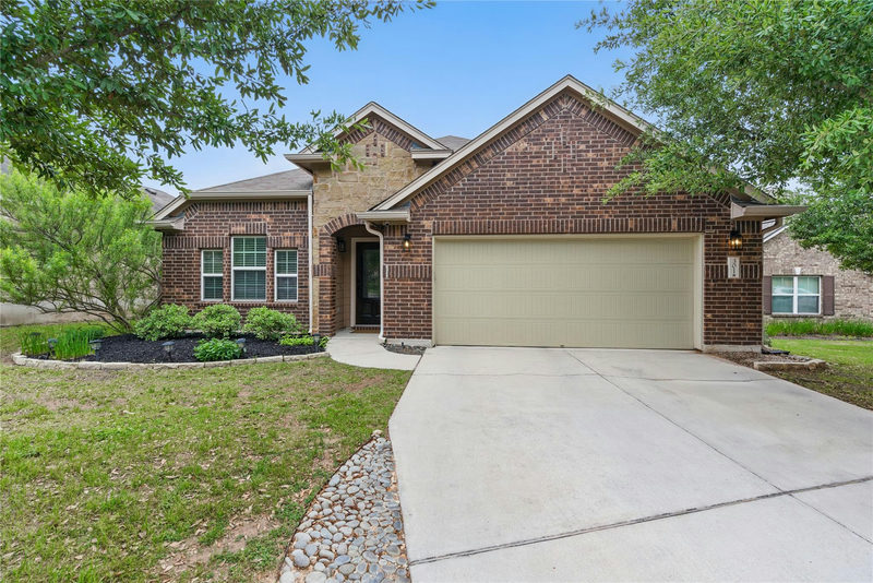 301 Stone View Trl — exterior