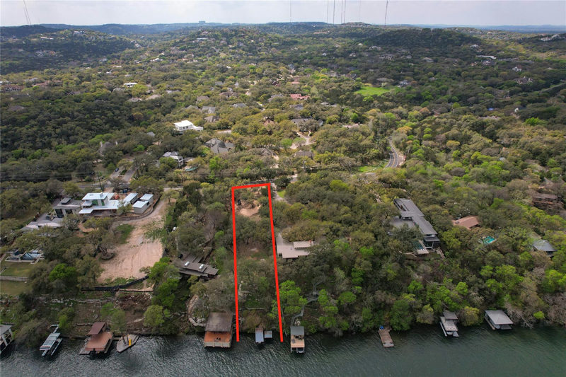 3823 Westlake Dr — exterior