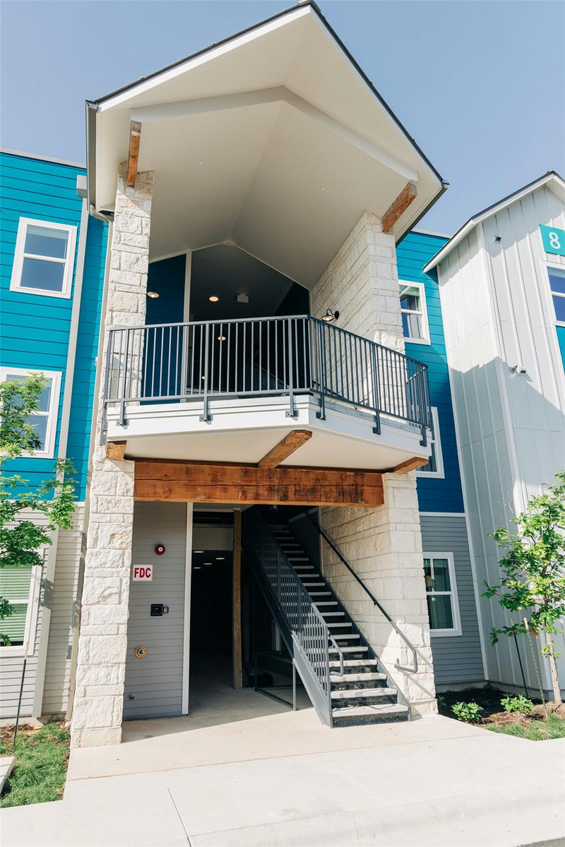 7051 Meadow Lake Blvd #8203 — exterior