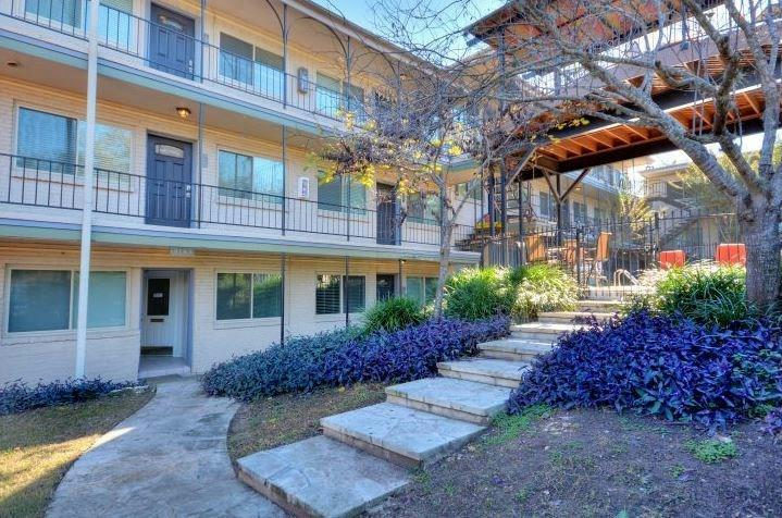 1202 Newning Ave #311