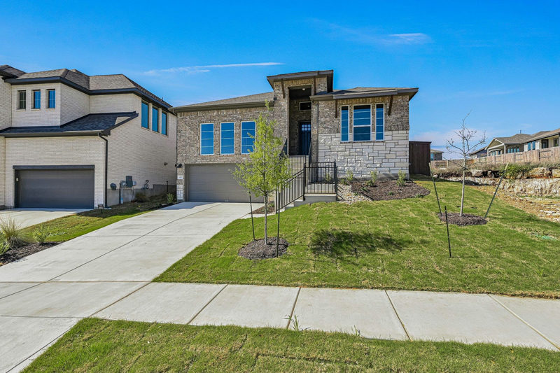 427 Fountain Grass Dr — exterior