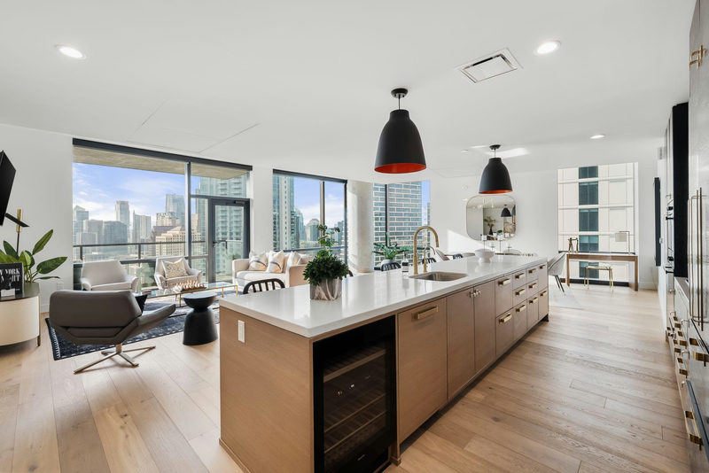 70 RAINEY St #2606 — exterior