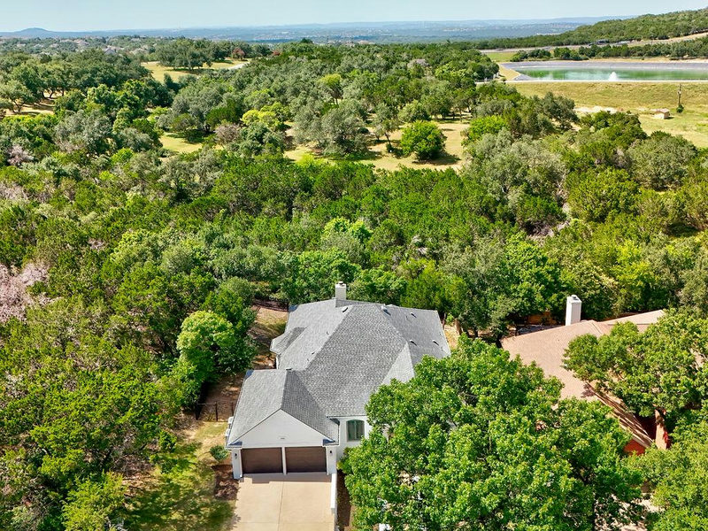 9902 Scenic Bluff Dr — exterior