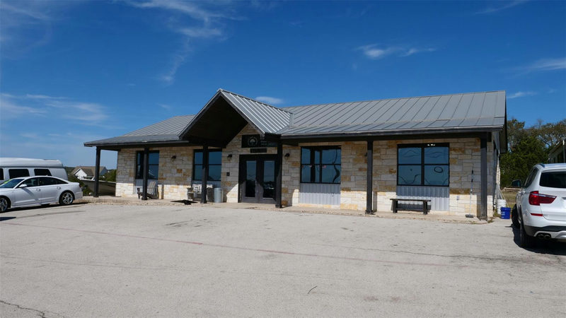 10010 Highway 290 Hwy W — exterior