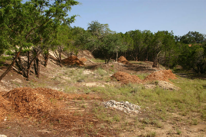 8403 Rock Cliff Dr — exterior