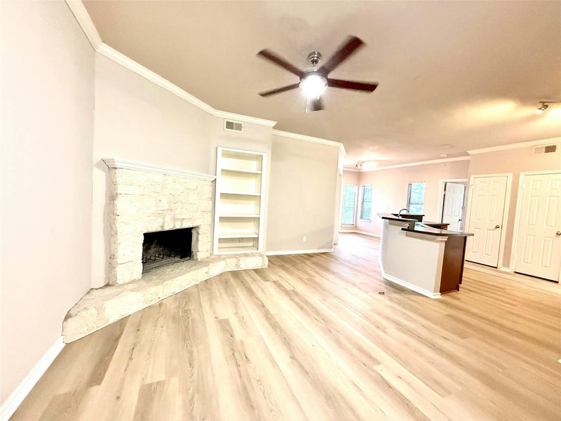 6804 N Capital Of Texas Hwy #812 — exterior