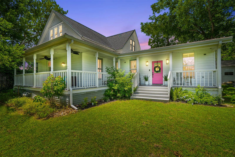 400 W Salty St — exterior