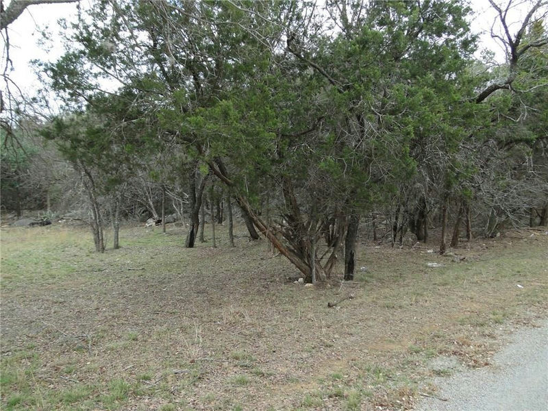 000 Magnolia Ln — exterior